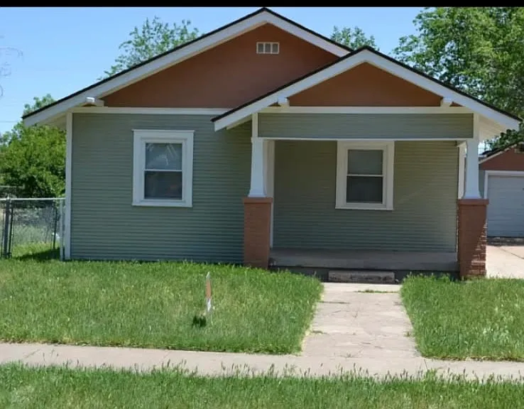 817 S Kentucky St — Photo 1