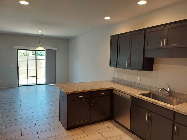 18777 N 43rd Ave #11 — Photo 11