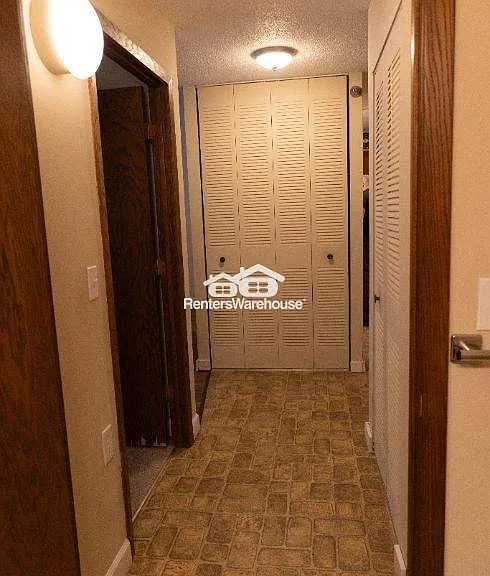 6615 Lake Shore Dr S #115 — Photo 9