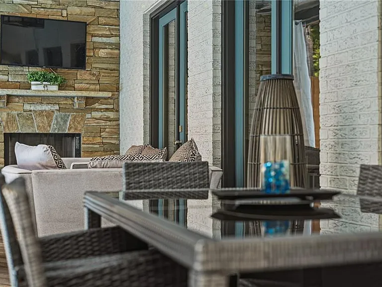 100 Cabots Cove Ct — Photo 24