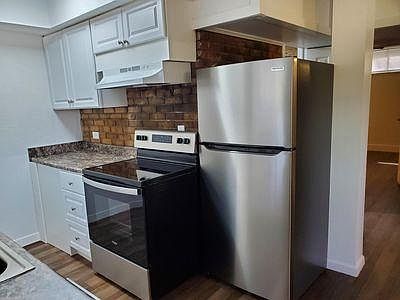 2nd image of 618 Kinzel Ave #618