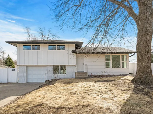 1935 Forest St, Hastings, MN 55033