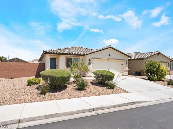 1886 Neoga St, Sunrise Manor, NV 89115