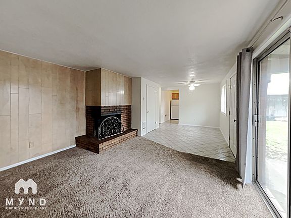 2nd image of 705 NE 108th Ave