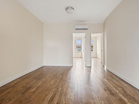4th image of 398 Prospect Ave #2