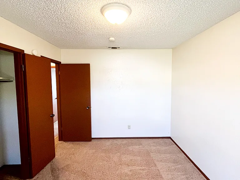1504 Jefferis Ave — Photo 29