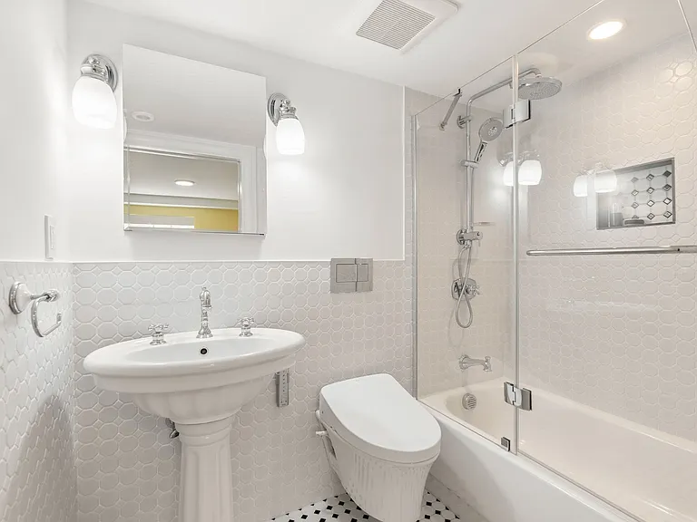 4 Gracewood Park — Photo 29