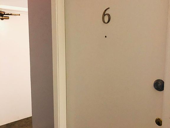1 of 8 Studio units in our building
