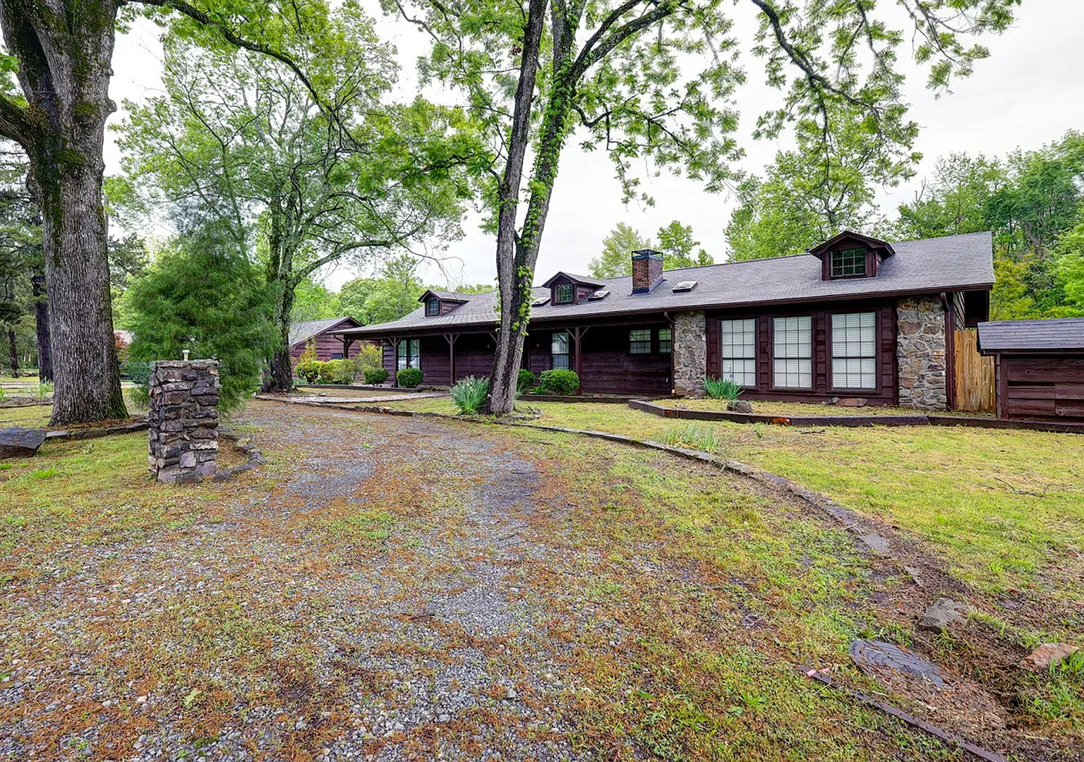 3 bed 3 bath single family house — Photo 3
