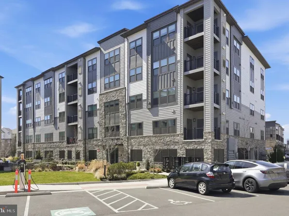 12875 Mosaic Park Way Unit 4-X, Herndon, VA 20171