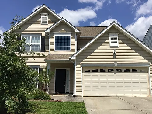 880 Jennifer Ln Photo 1
