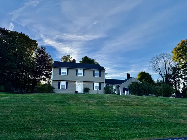 14 Juniper Lane, Brookfield, CT 06804