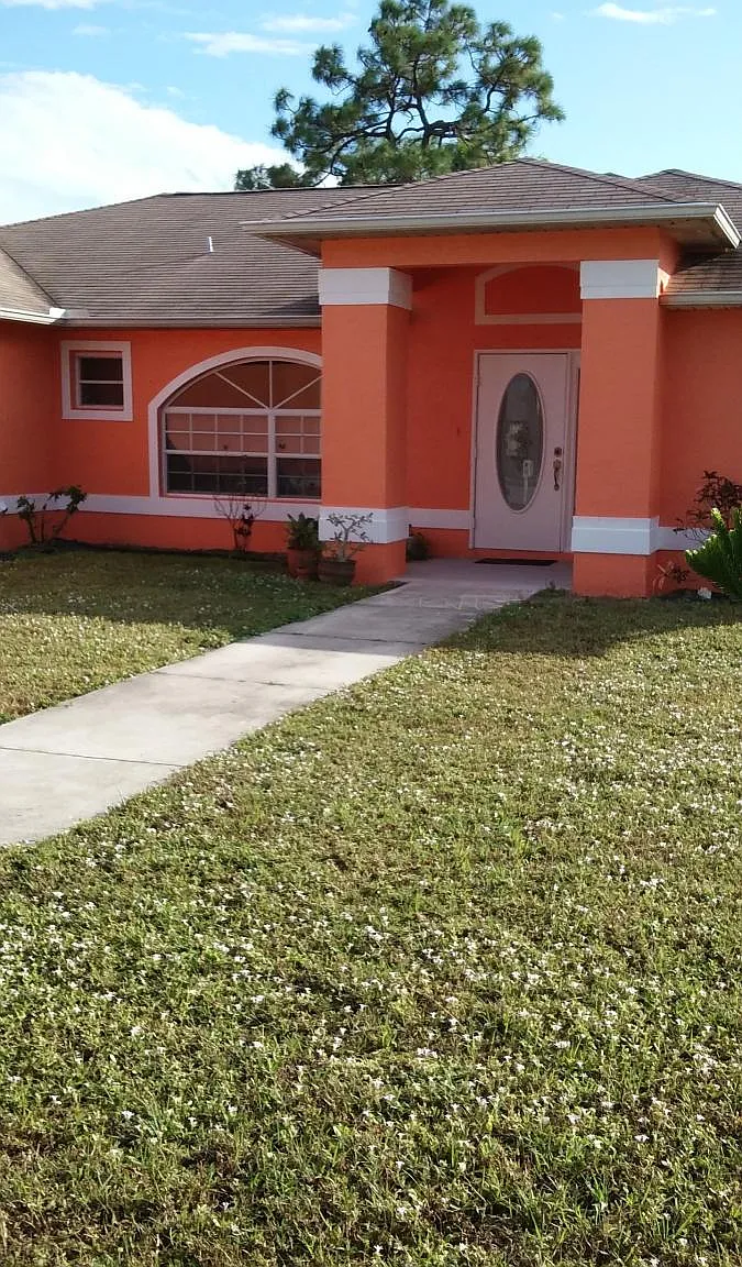 3 bed, 2063 sqft, $1,800 — Photo 1