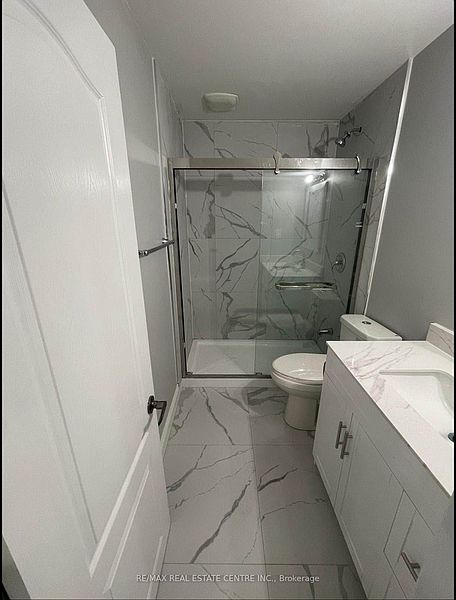 Kitchener House for rent - 2 Bedrooms — photo 6