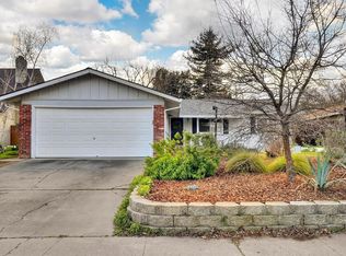 1321 Locust Pl, Davis, CA 95618