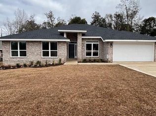 1840 Sunset Maple Rd #15B, Cantonment, FL 32533