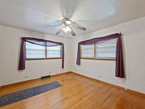 5th image of 13910 S Dearborn St