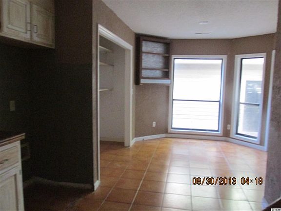 5th image of 811 Night Heron Ct. #The Forest at Briarcliff