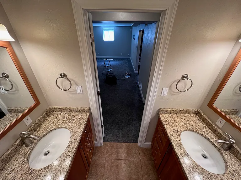 2515 S Gilpin St — Photo 33