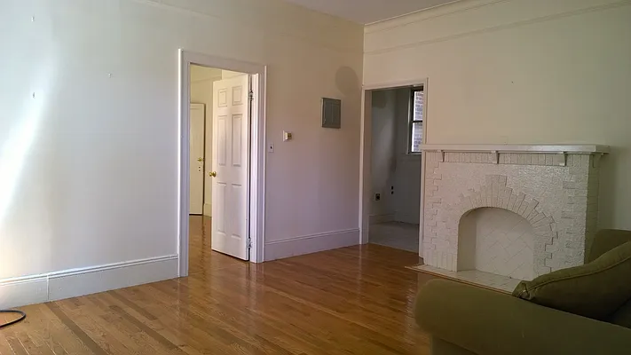 Rented by Realty Collective | media 27