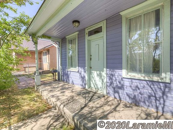 3rd image of 158 N Hodgeman St