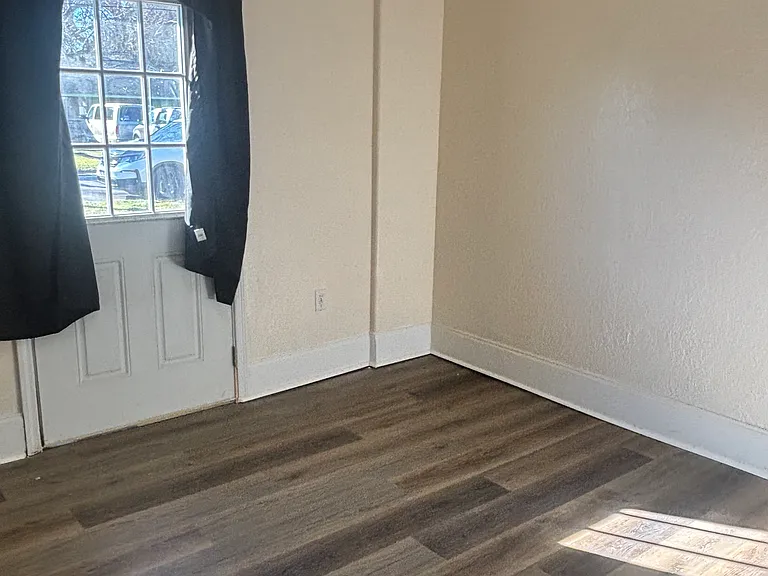 7604 Madison Dr — Photo 7