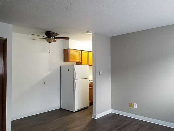 2nd image of 2035 9th St APT 3