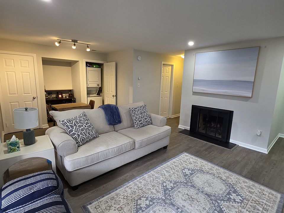 Living/dinning area