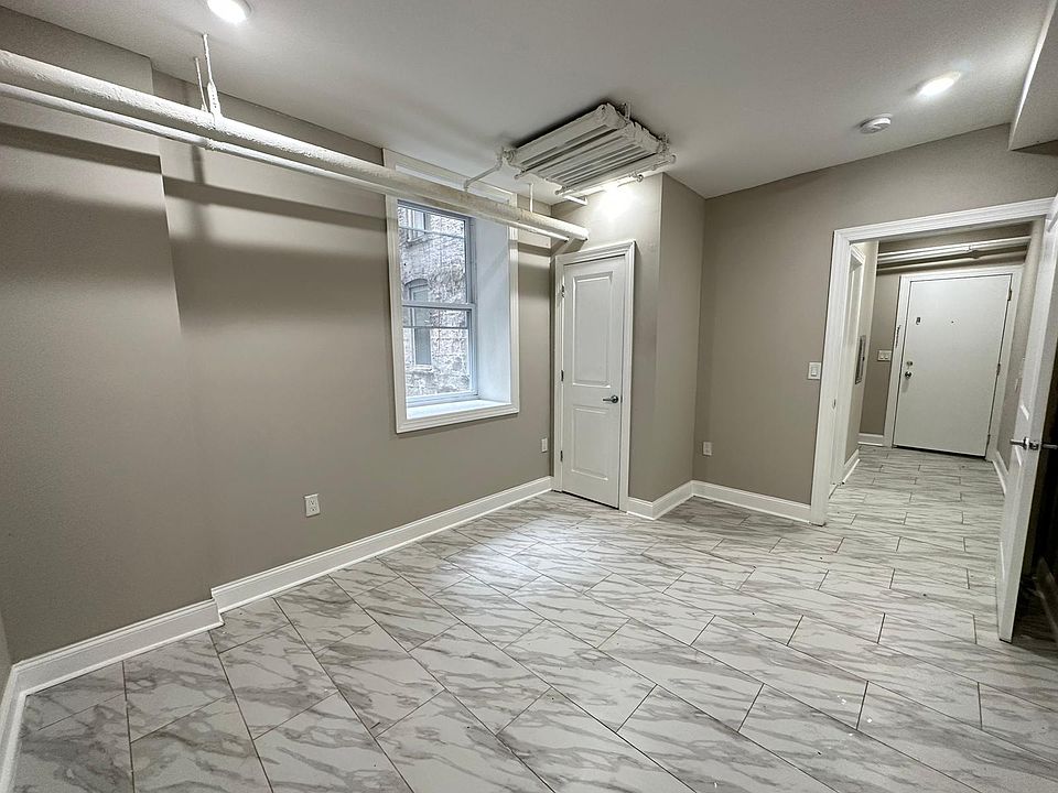 2nd image of 11 Gifford Ave #B10e