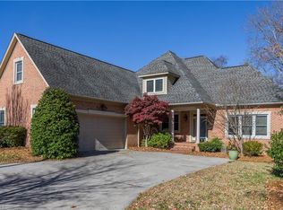 1216 Westminster Dr, High Point, NC 27262
