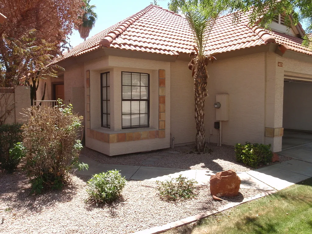 Beautiful Patio Home in South Tempe/Chandler — Photo 1