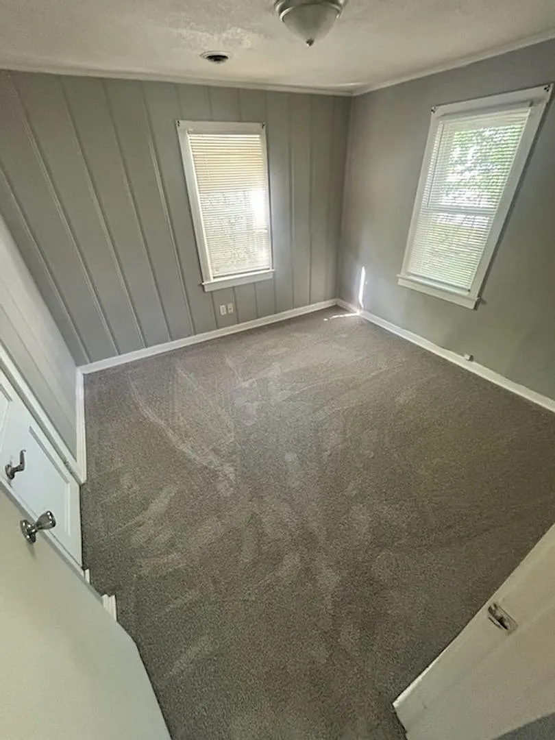 Ranch Style 2 Bedroom!! — Photo 3