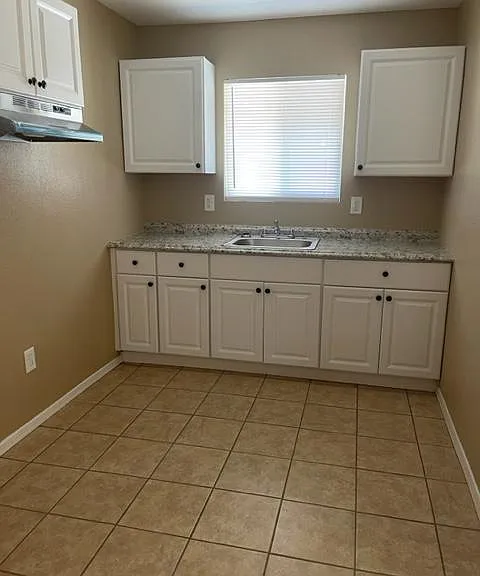 Unit Photo