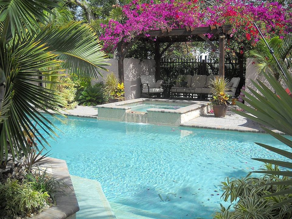 36ft. pool with barbecue