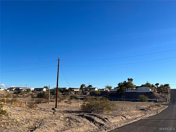 2nd image of 4751 Beach Drive