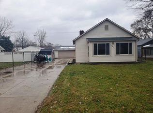 861 Hawthorne Ave, Ypsilanti, MI 48198