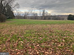 7 N Mount Hope School Rd, Willow Street, PA 17584