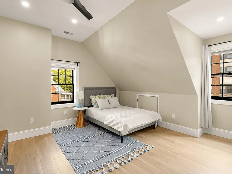 1010 Main Dr NW #PENTHOUSE — Photo 34