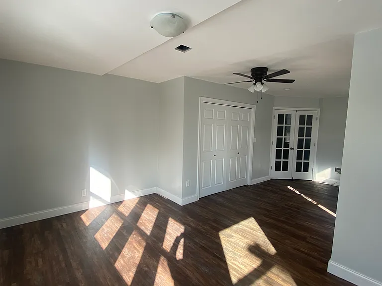 1616 Penn St — Photo 11