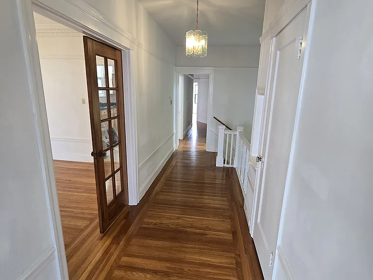 840 38th Ave — Photo 2