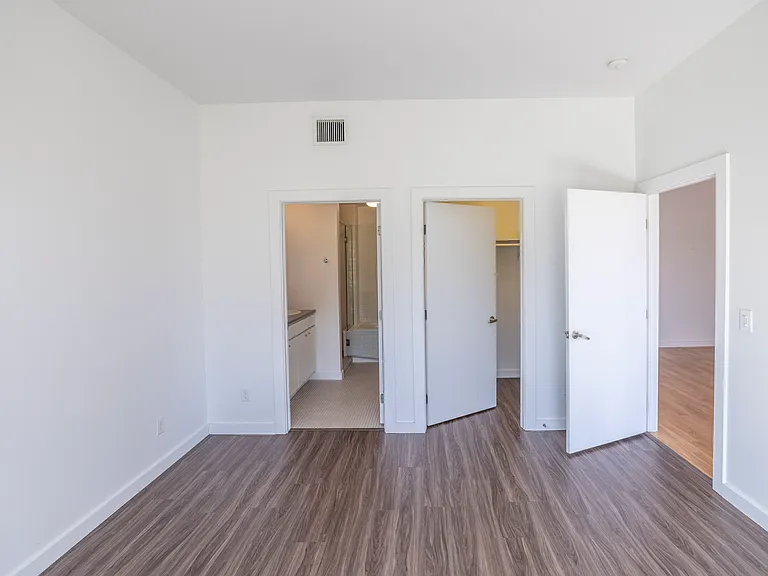 2025 Ionosphere St — Photo 12
