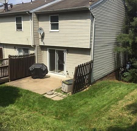 2nd image of 215 Hawthorne Dr