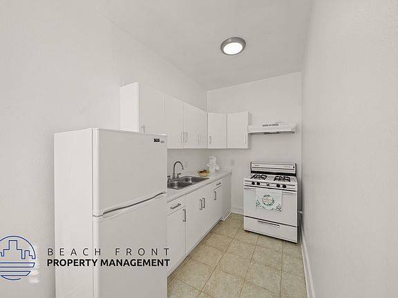 2nd image of 426 S New Hampshire Ave APT 403