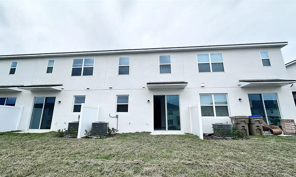 1167 Boardwalk Pl