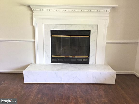 5th image of 5090 Tara Dr