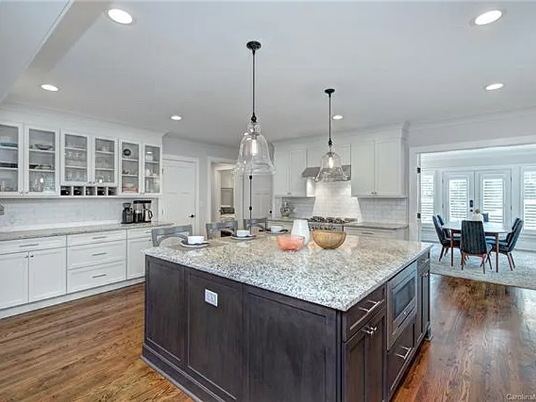 3215 Cambridge Rd — Photo 17