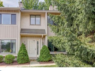 30 Landmark Dr, Malvern, PA 19355