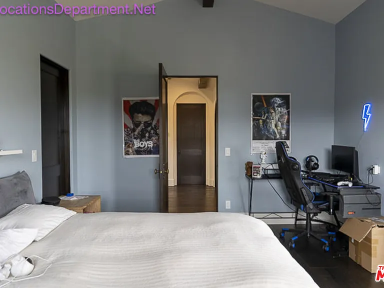 5861 Ridgebrook Dr — Photo 30