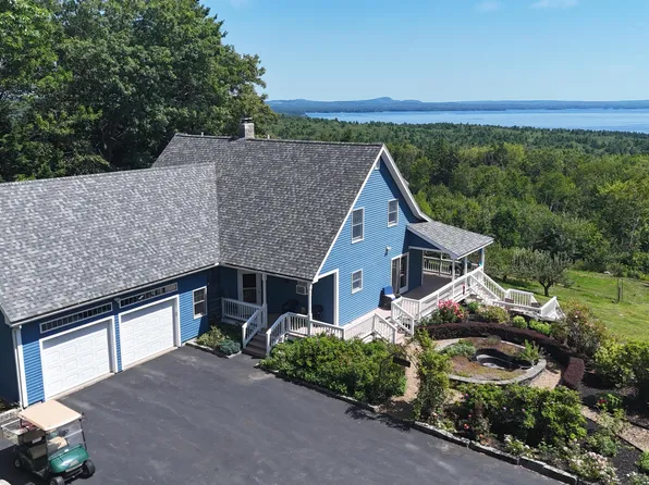 19 Eagle Crest Road, Sebago, ME 04029