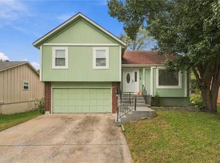 10722 Stark Ave, Kansas City, MO 64134